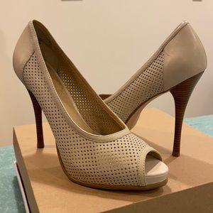 Nude Leather Heel